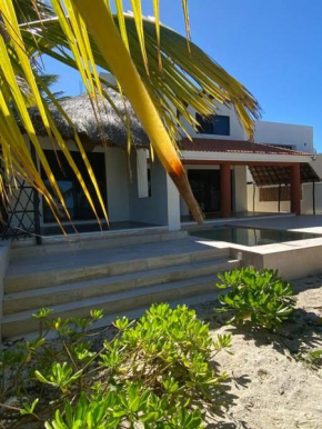 Wonderful beach house in Telchac